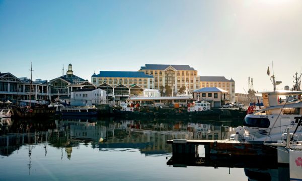 Table Bay hotel receives British Airways Holidays Customer Excellence award
